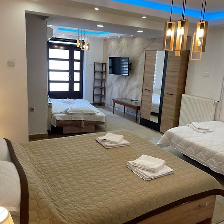 וראנג'ה Bora Apartmani - Free Parking - City Center מראה חיצוני תמונה