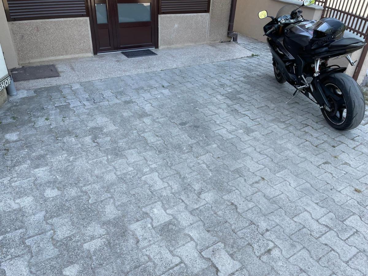וראנג'ה Bora Apartmani - Free Parking - City Center מראה חיצוני תמונה