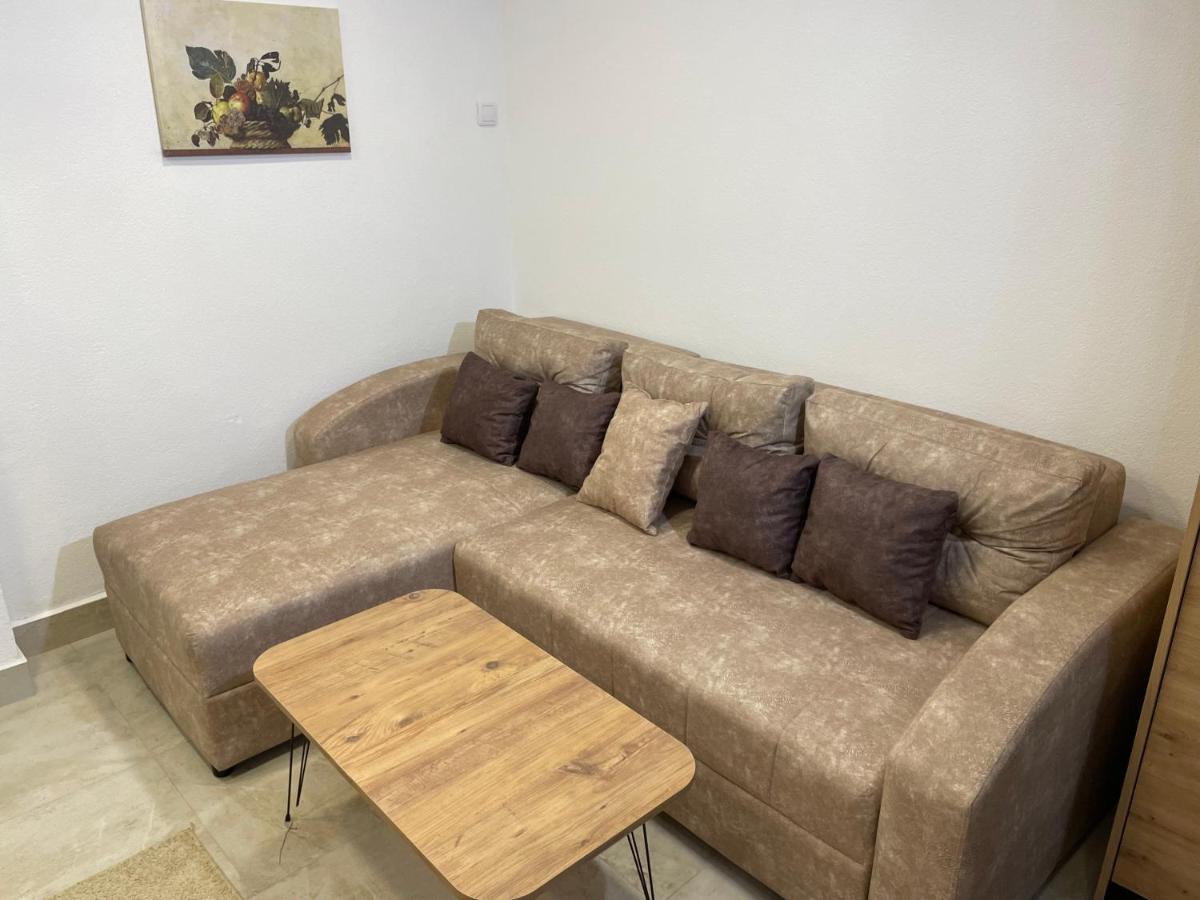 וראנג'ה Bora Apartmani - Free Parking - City Center מראה חיצוני תמונה