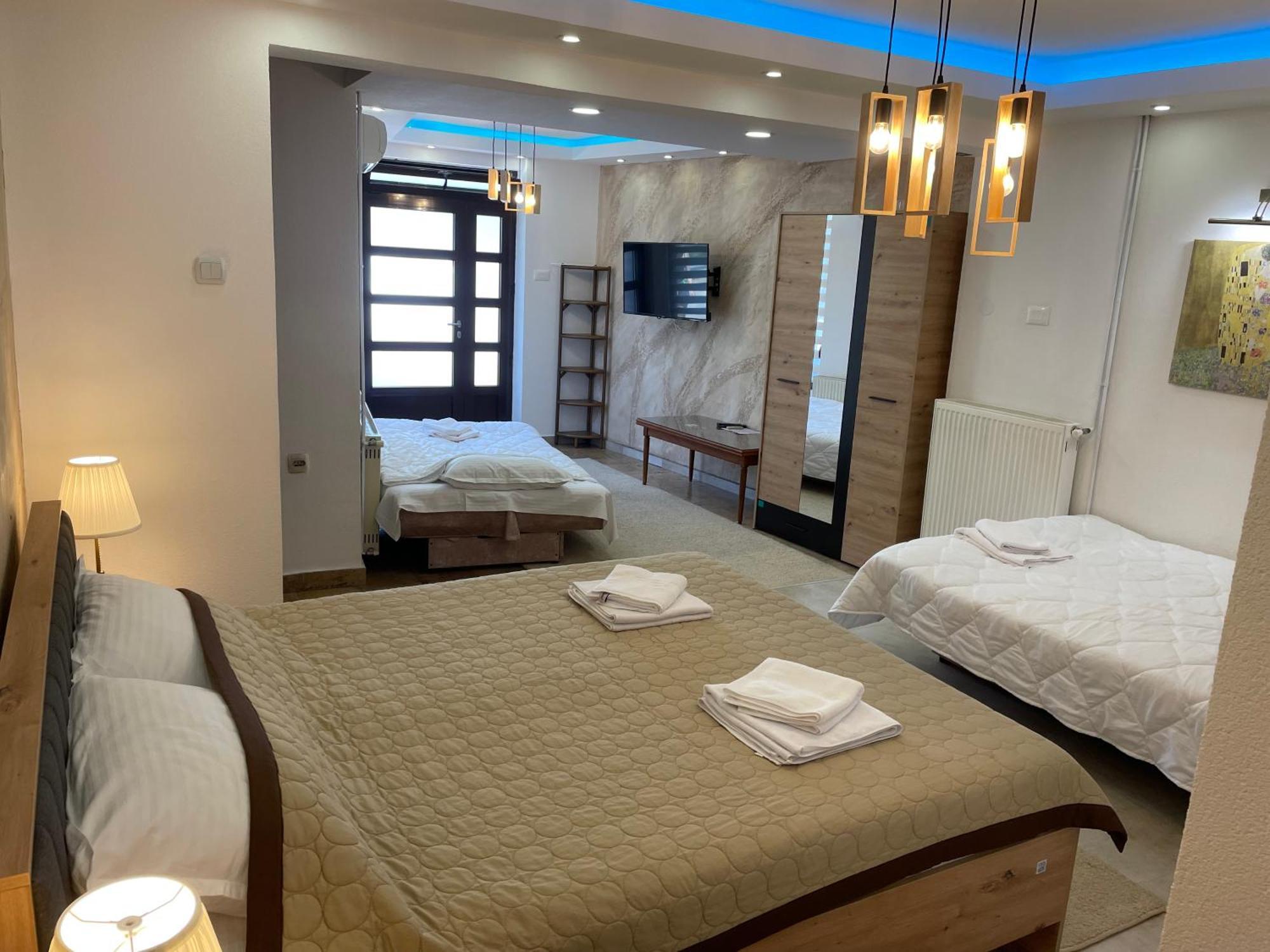 וראנג'ה Bora Apartmani - Free Parking - City Center מראה חיצוני תמונה