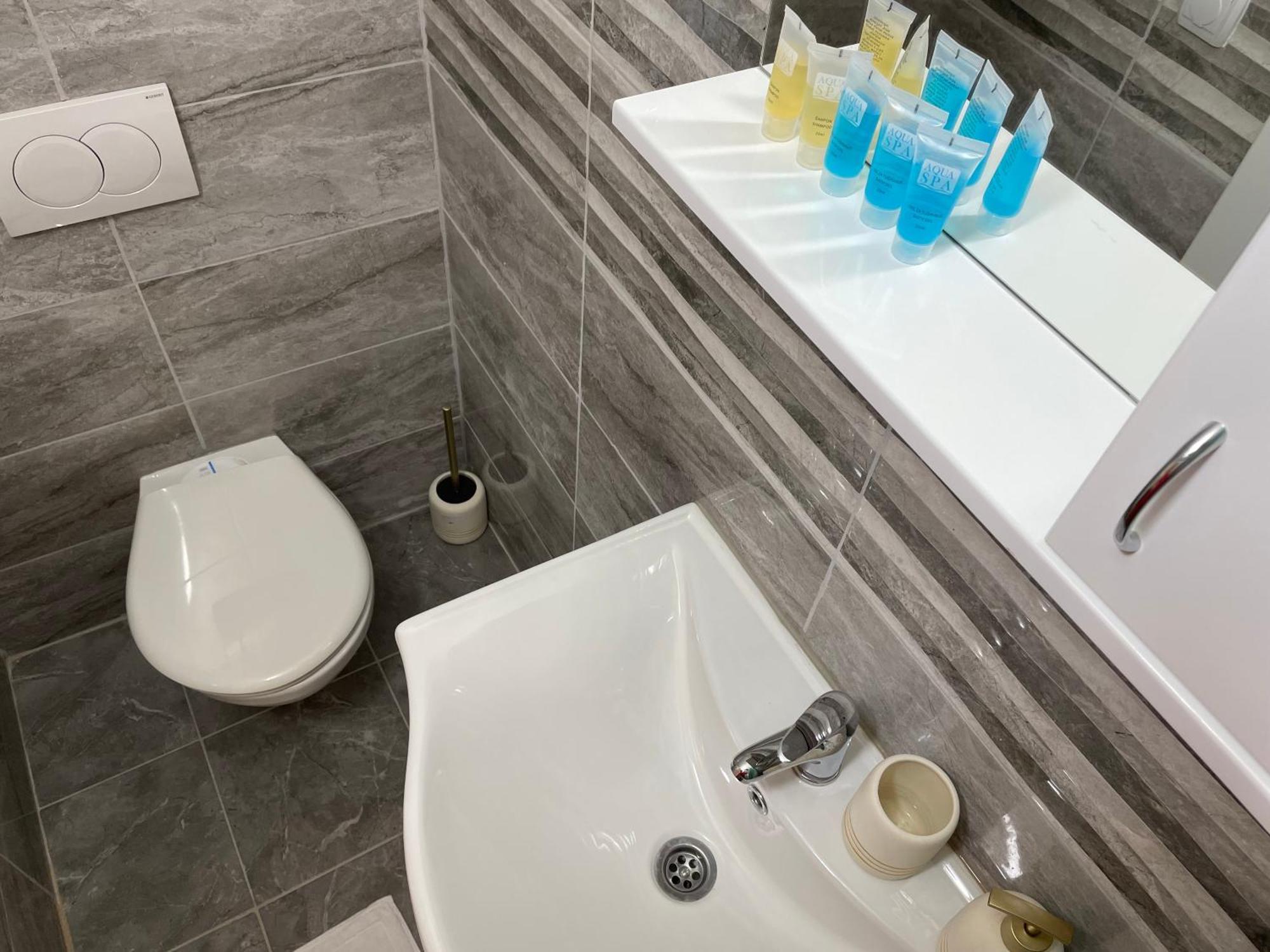וראנג'ה Bora Apartmani - Free Parking - City Center מראה חיצוני תמונה